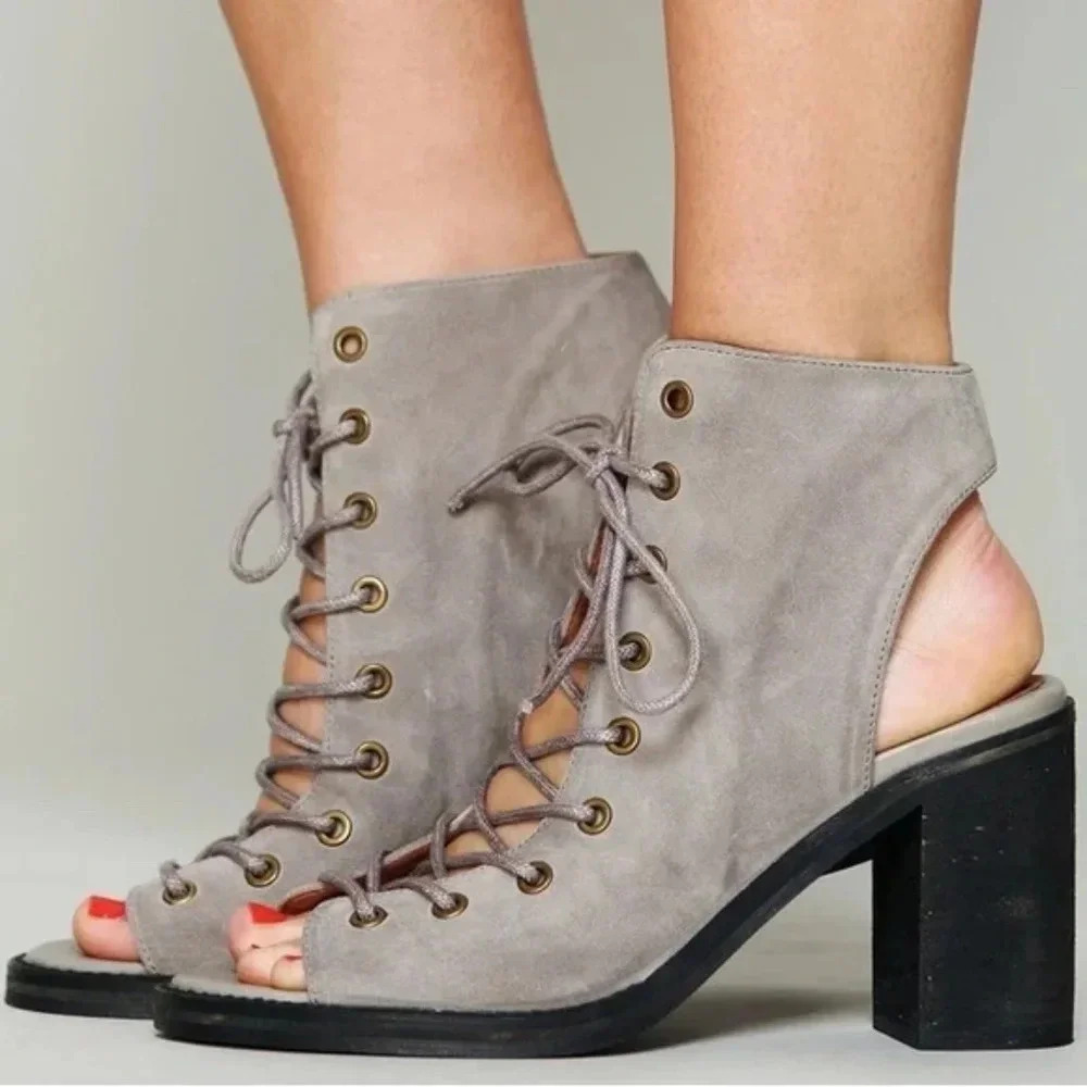 JEFFREY CAMPBELL x FREE PEOPLE Minimal Lace-Up Heels